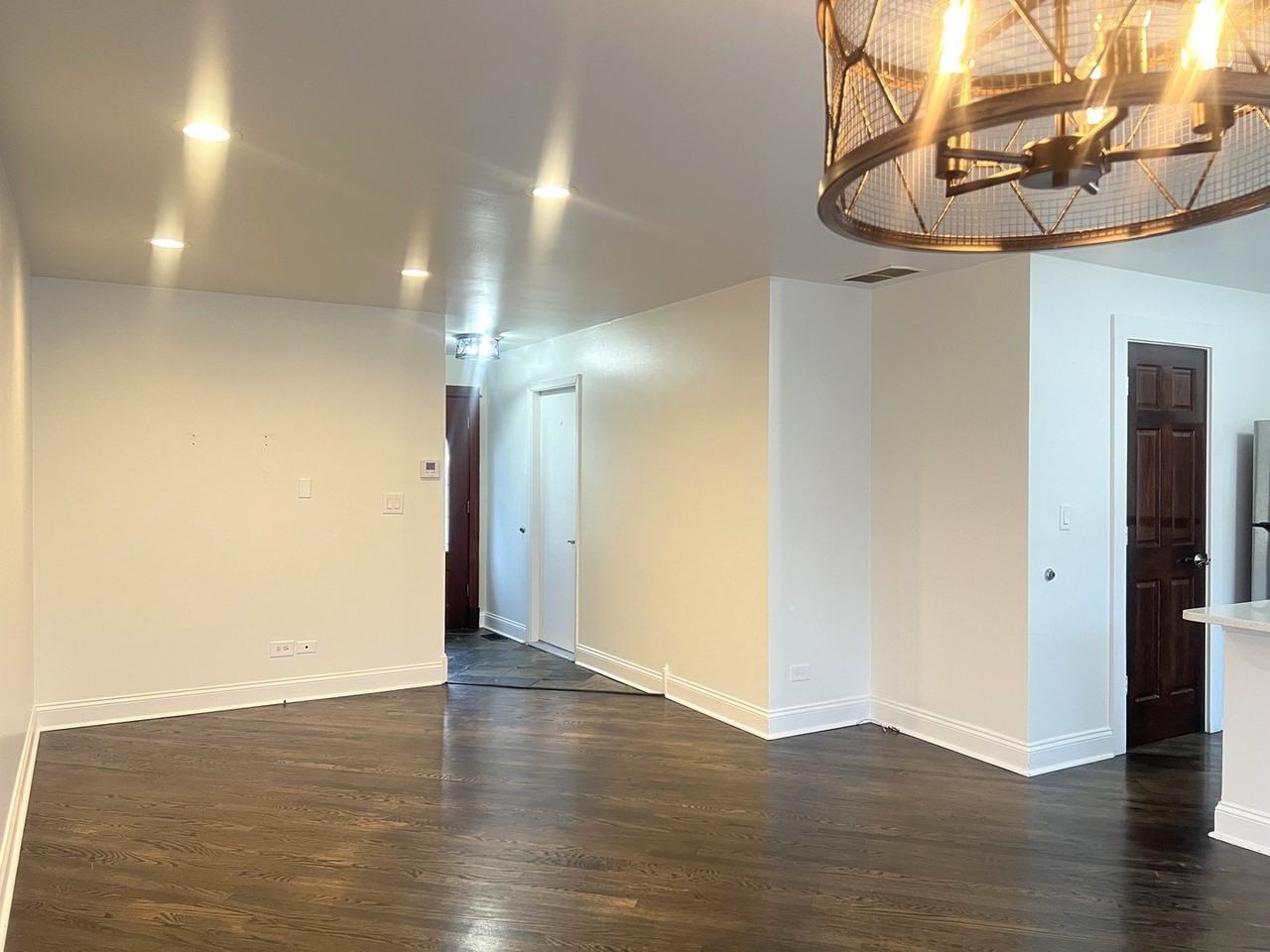 7567 Waterford Dr - Photo 5 of 24