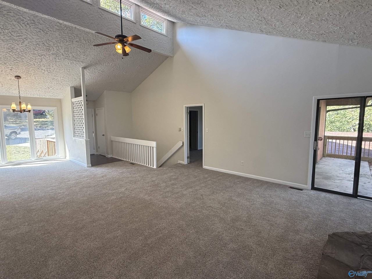 904 Roll Tide Ln Nw - Photo 5 of 20