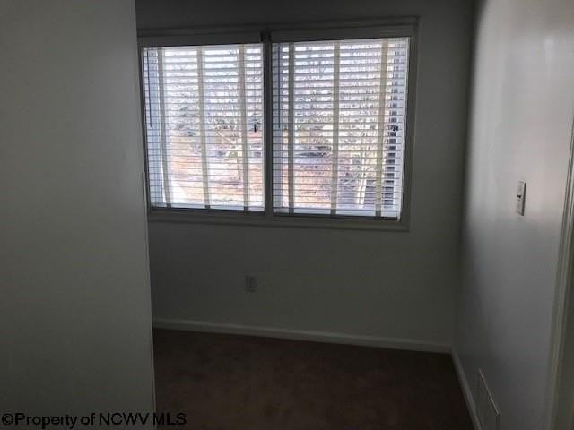703 Lakeview Estate Townhomes - Photo 5 of 10