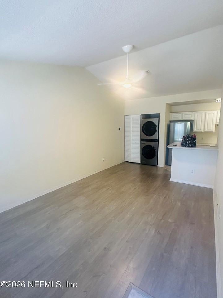 13700 Richmond Park Dr N #507 - Photo 2 of 26