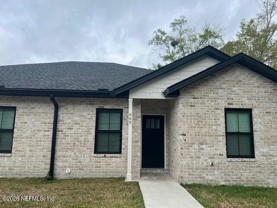673 S Orange St - Photo 1 of 1