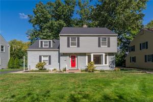 featured image of 23509 Beachwood Blvd