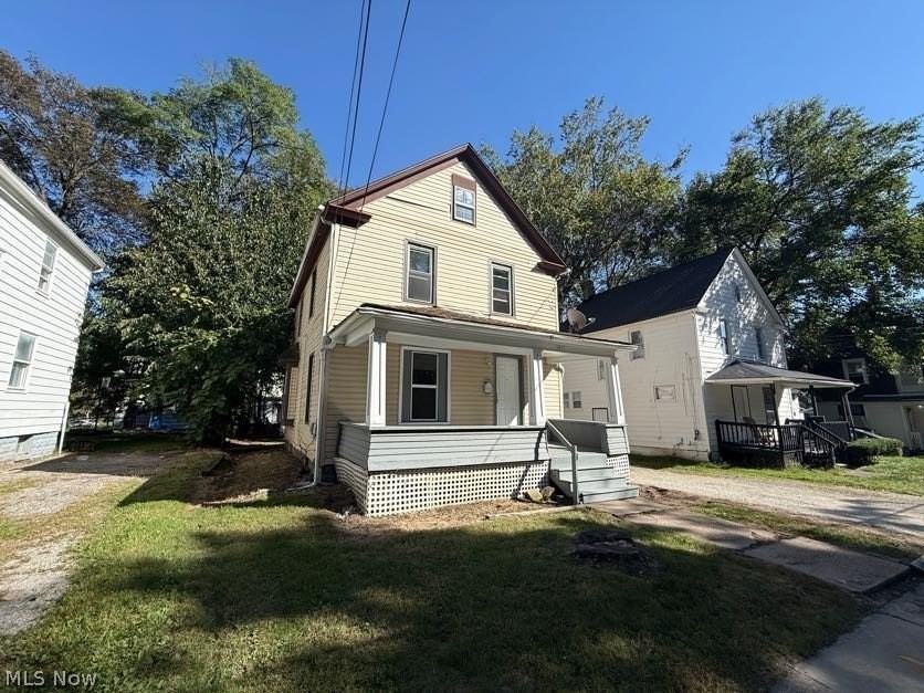 1017 La Croix Ave - Photo 3 of 26