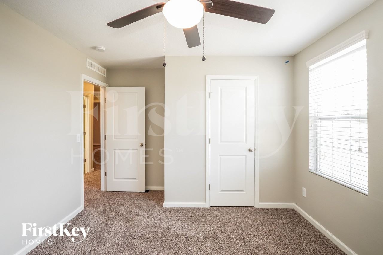 4874 St James Ct - Photo 6 of 16