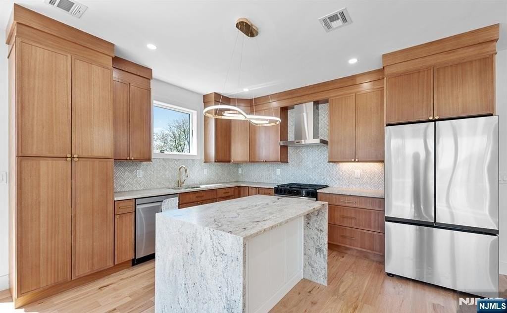 853 Pleasantview Ter #2 - Photo 7 of 21