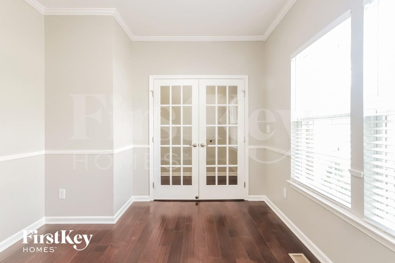 622 Reunion Ln - Photo 6 of 15