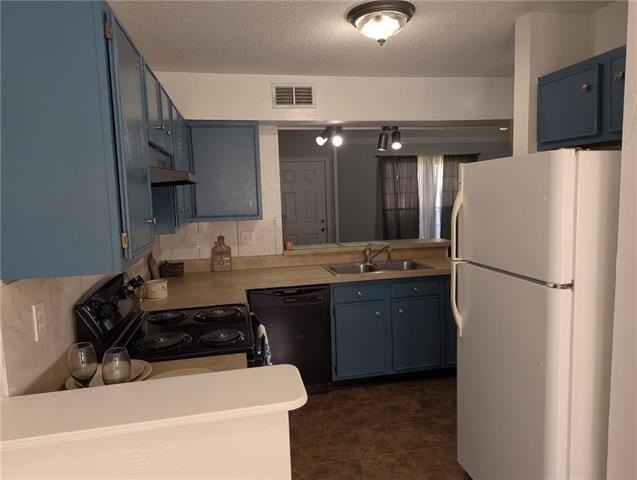 720 Heavens Dr #3 - Photo 6 of 19