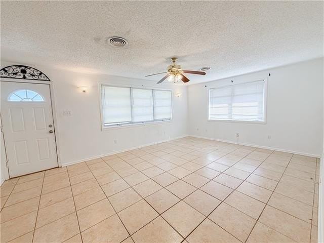 3413 Jackson Blvd - Photo 3 of 14