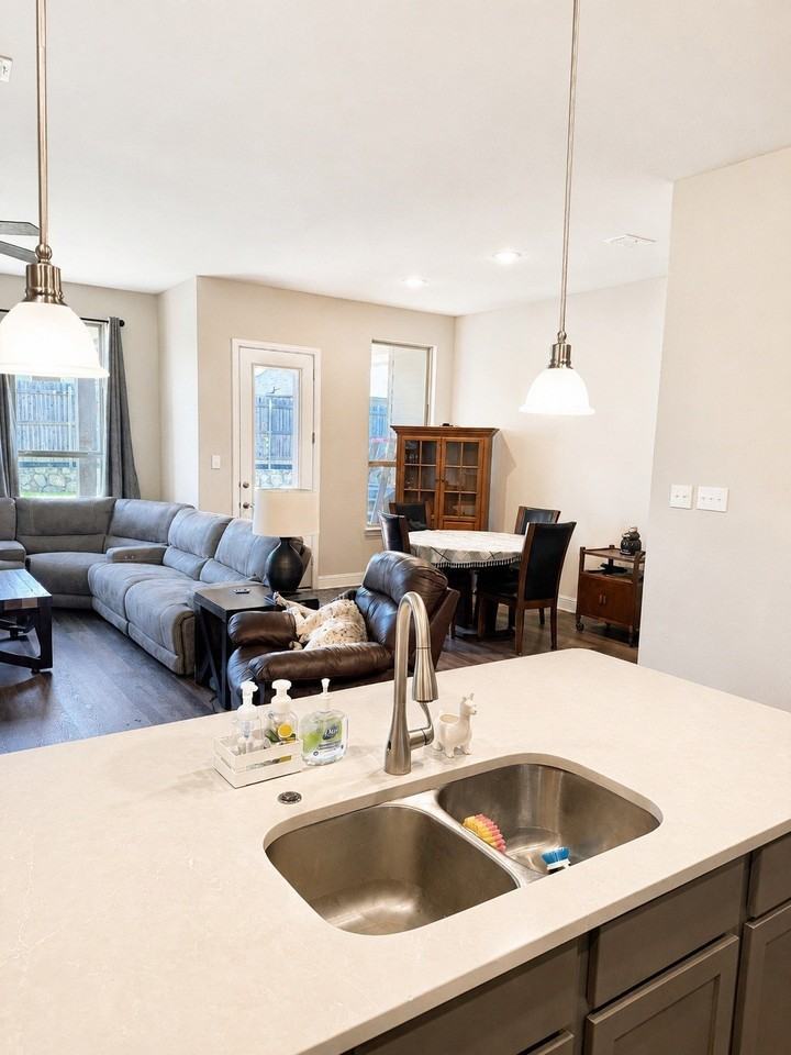 2228 Sheppards Ln - Photo 4 of 13