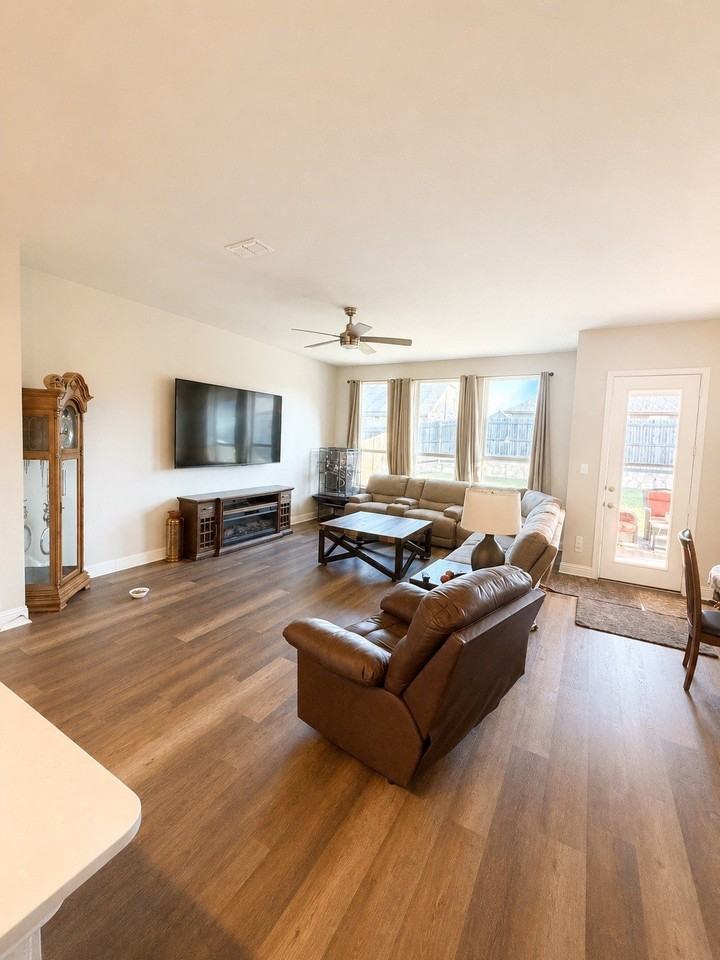 2228 Sheppards Ln - Photo 6 of 13
