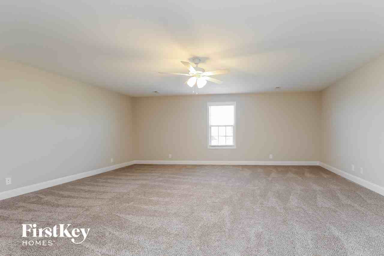 1381 Dan Brown Dr - Photo 6 of 15