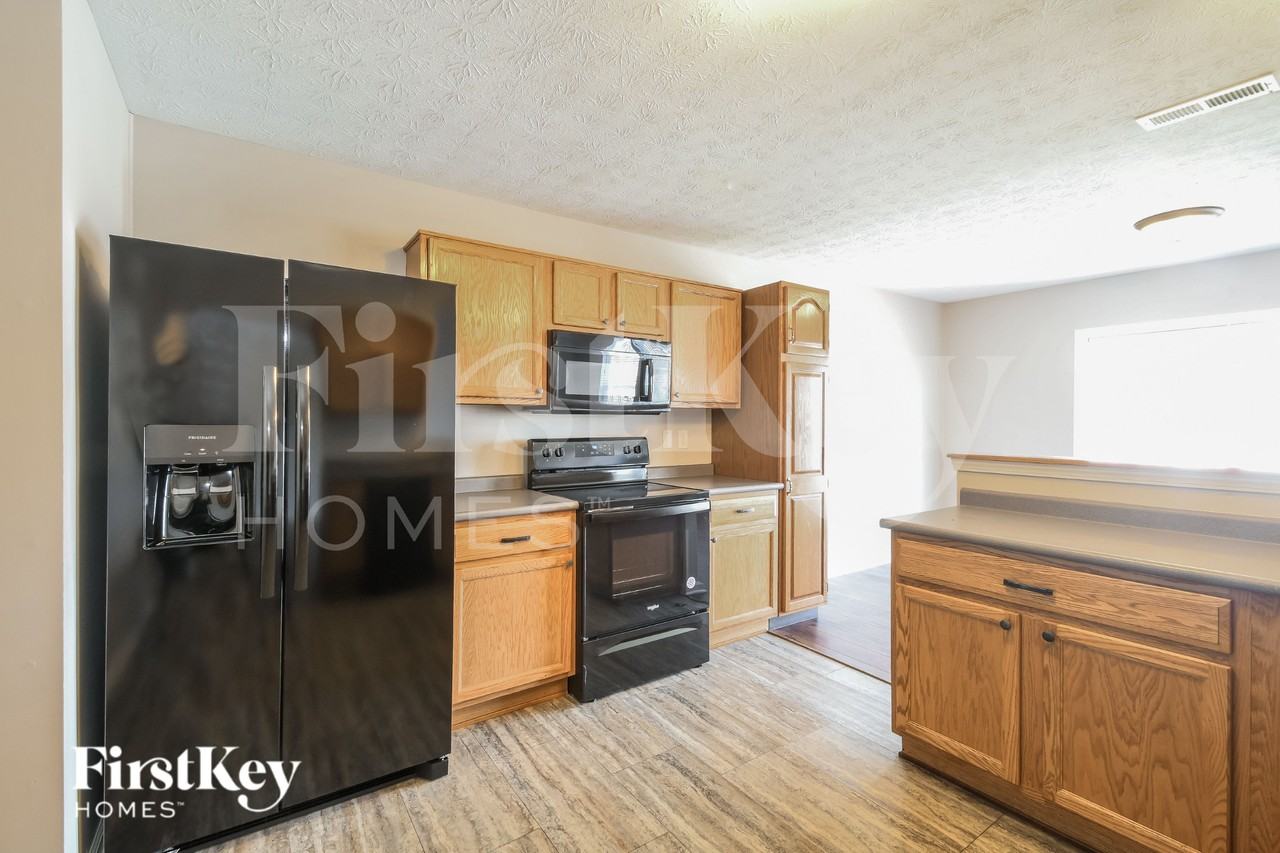 11420 Loudon Ln - Photo 6 of 16