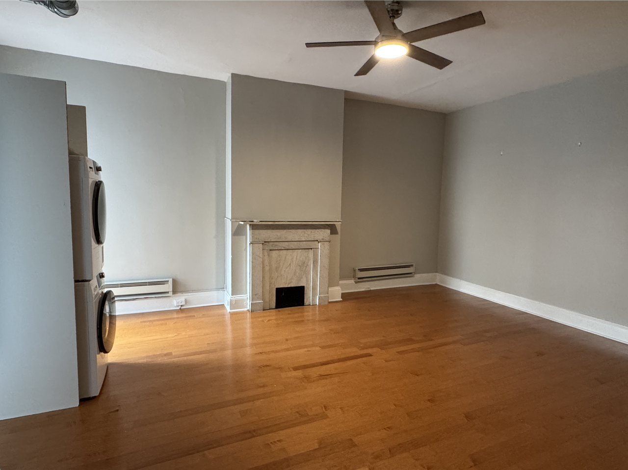 1734 Spruce St #3F - Photo 4 of 5