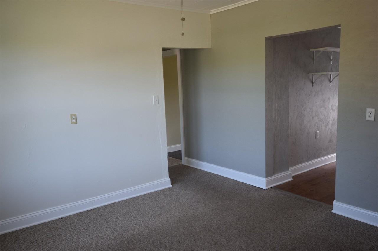 1296 Manitowoc Road - Photo 3 of 14