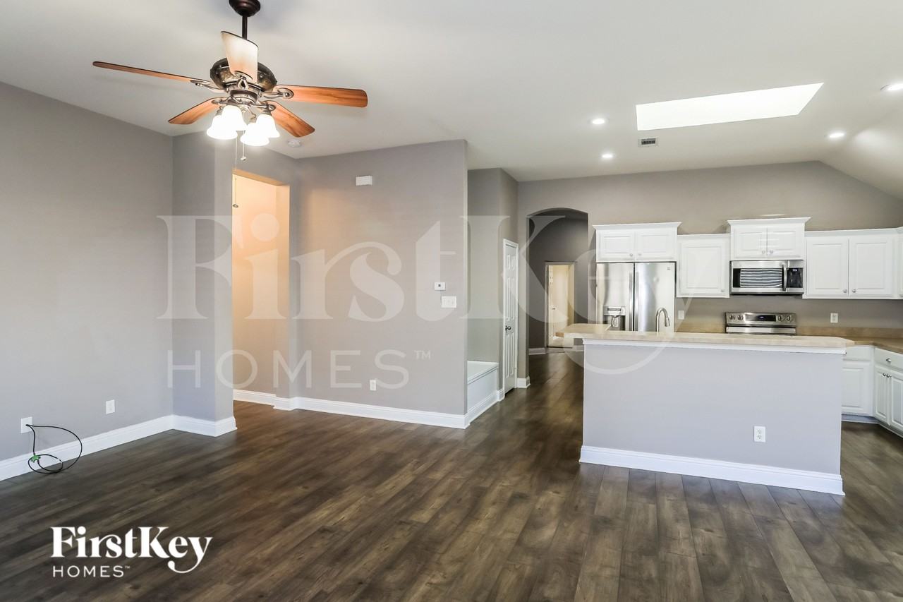 11532 Emory Trl - Photo 3 of 16
