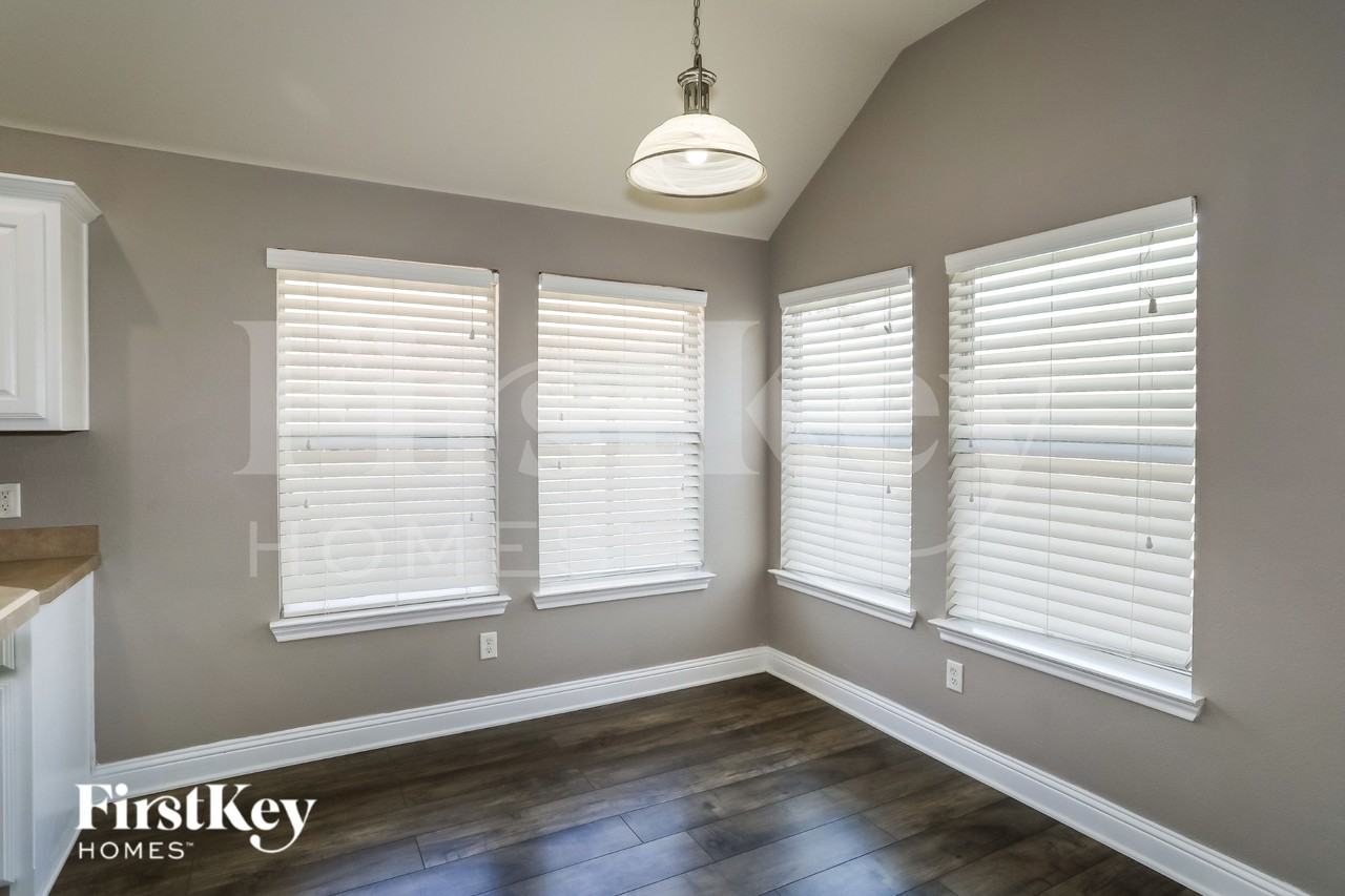 11532 Emory Trl - Photo 4 of 16
