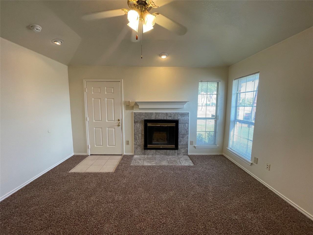 4920 Morningside Dr - Photo 5 of 14