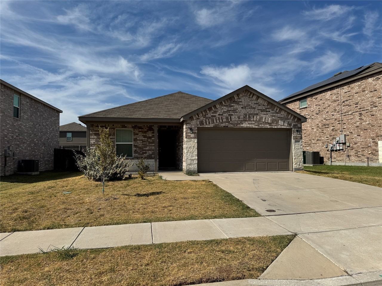 1204 Autumn Mist Ln - Photo 3 of 20