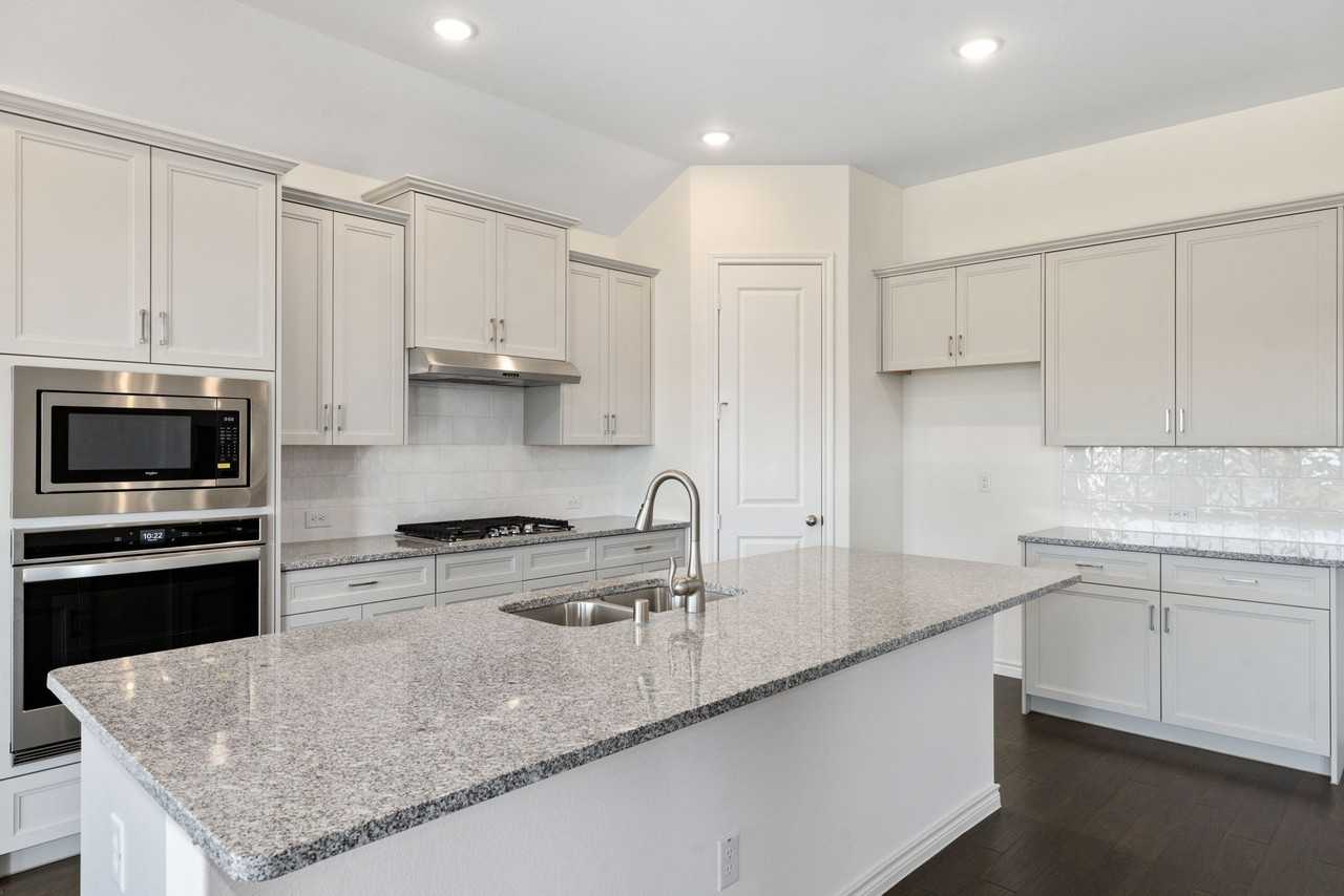 5013 Long Pond Trl - Photo 5 of 18