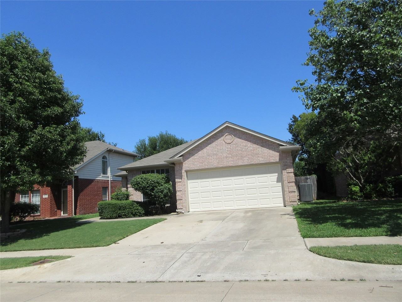 5908 Blanchard Dr - Photo 3 of 31