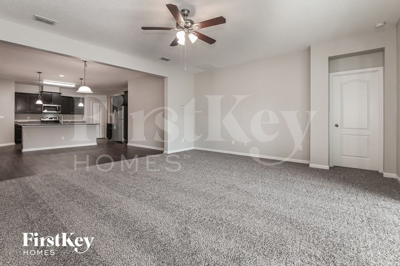 10322 Addison Lakes Dr - Photo 4 of 16