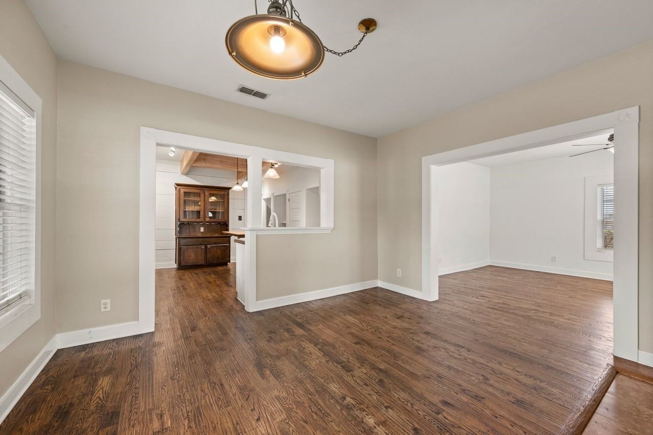 6212 Westcoat Dr - Photo 5 of 38