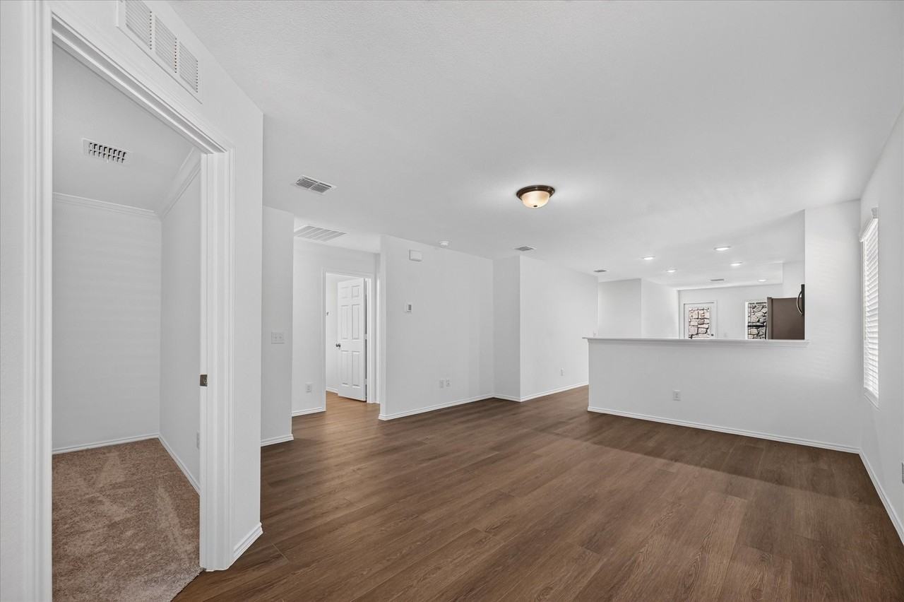 1005 Clear Dusk Ln - Photo 3 of 27