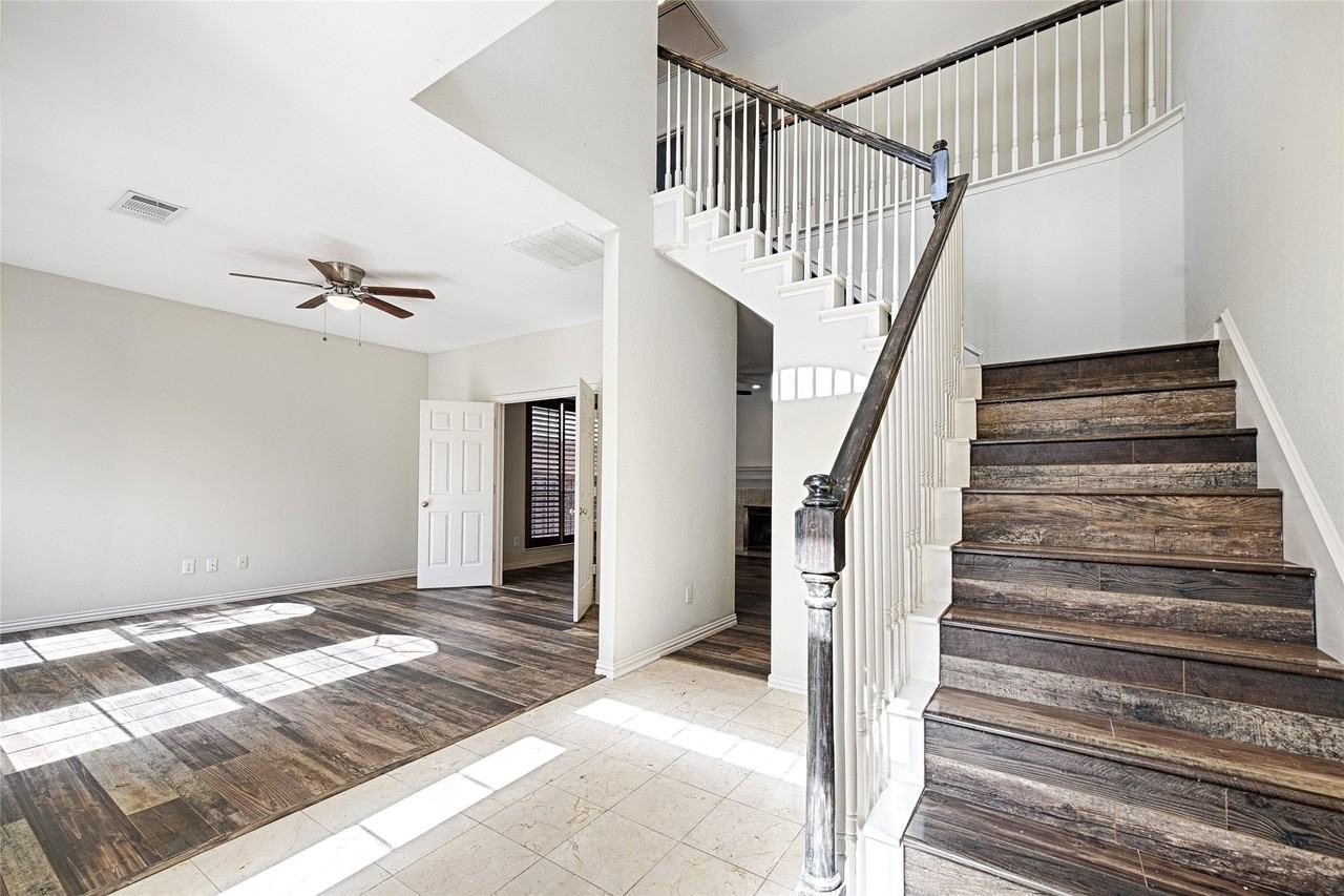 2325 Havard Oak Dr - Photo 6 of 36