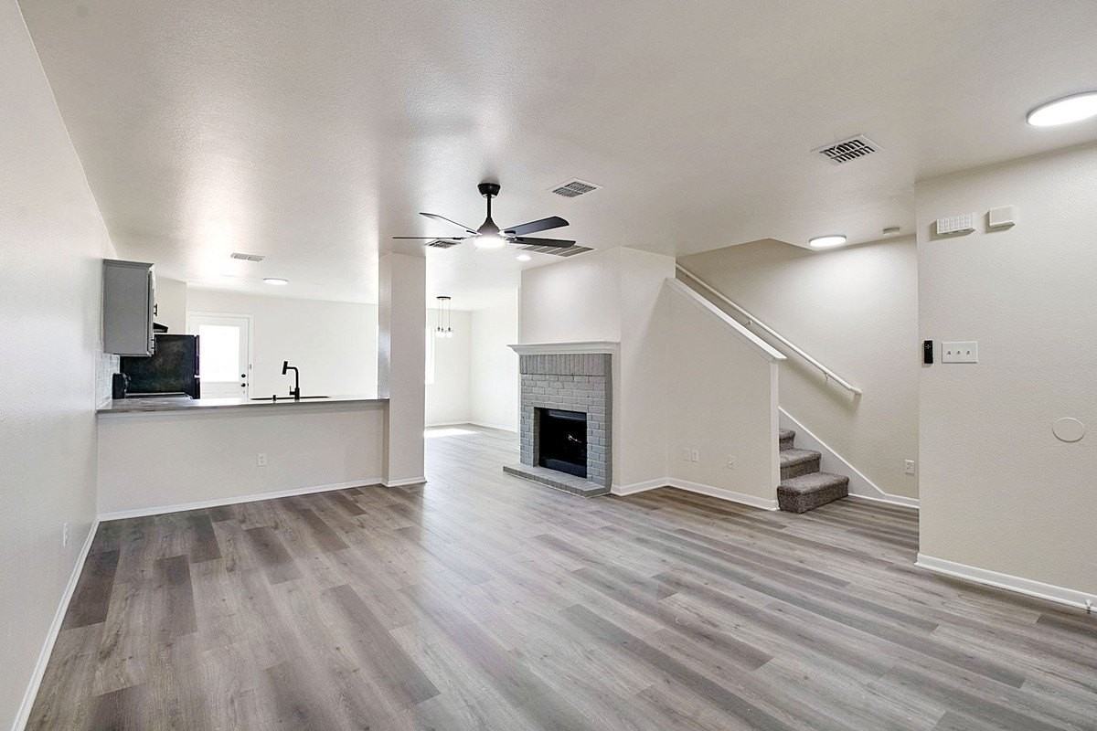 1626 Sax Leigh Dr - Photo 3 of 26