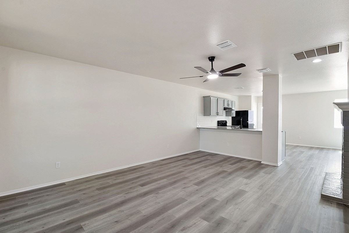 1626 Sax Leigh Dr - Photo 4 of 26