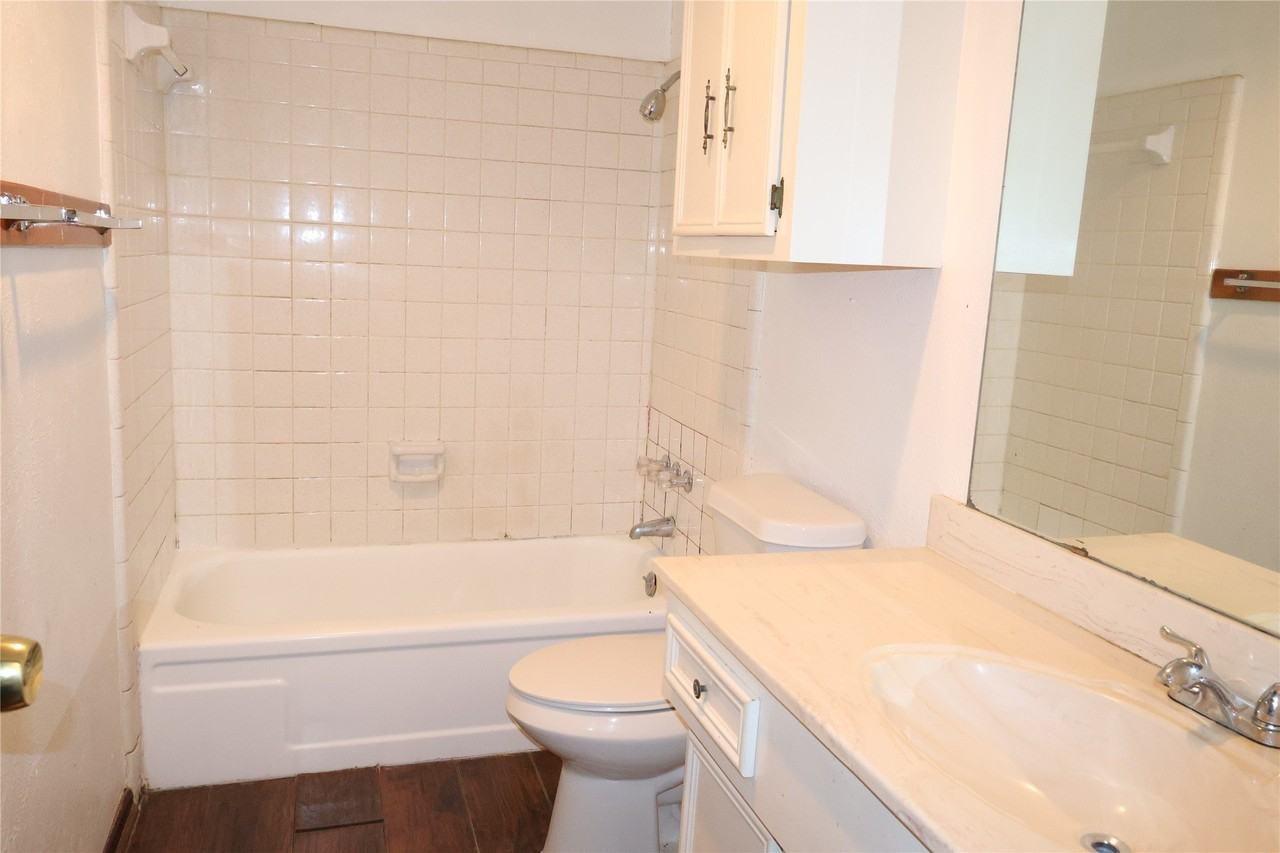 4809 Frontier Rd - Photo 4 of 10