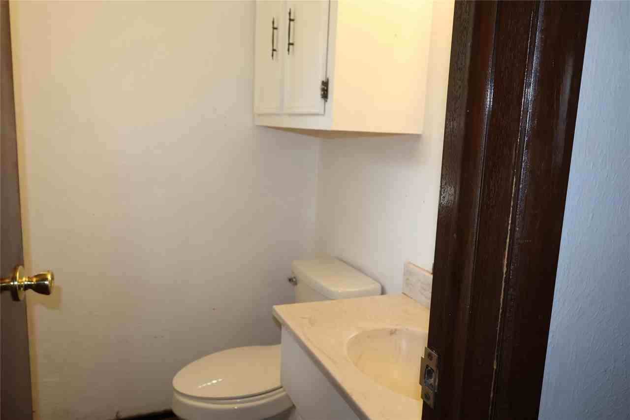 4809 Frontier Rd - Photo 6 of 10