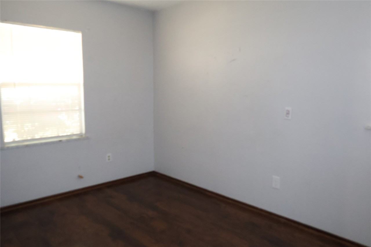 4809 Frontier Rd - Photo 7 of 10