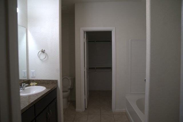 6924 Helm Ln - Photo 3 of 12