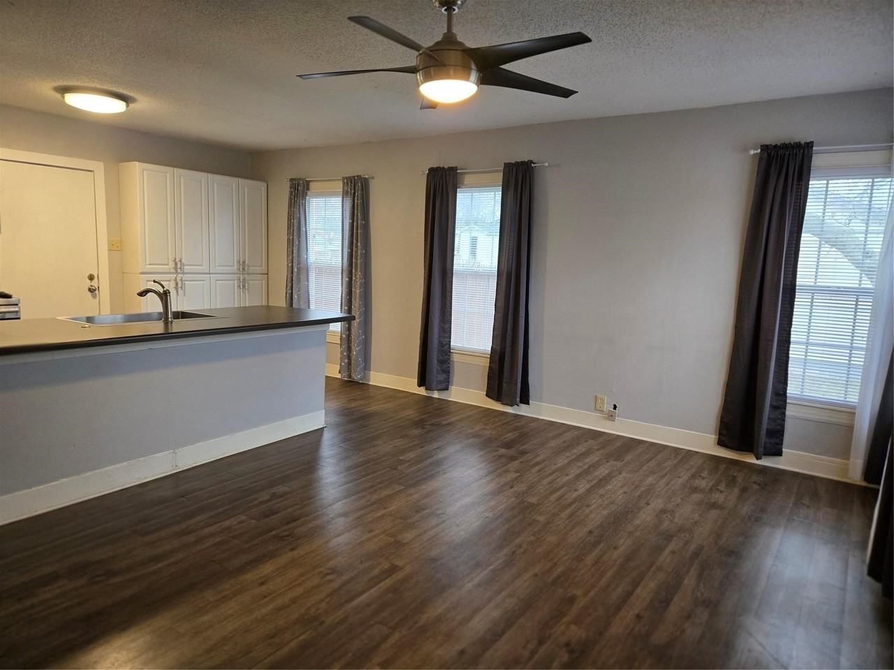 714 Jackson St - Photo 2 of 19