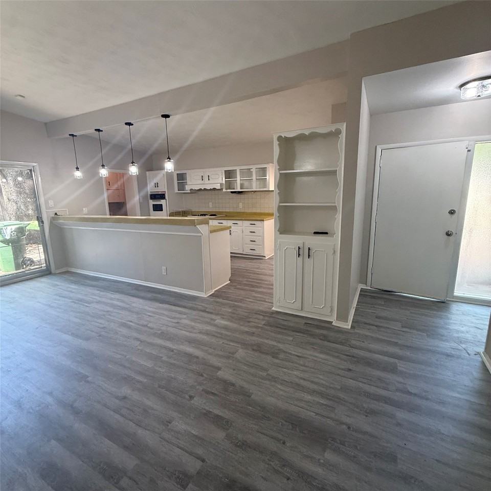 1514 Camellia Dr - Photo 7 of 25