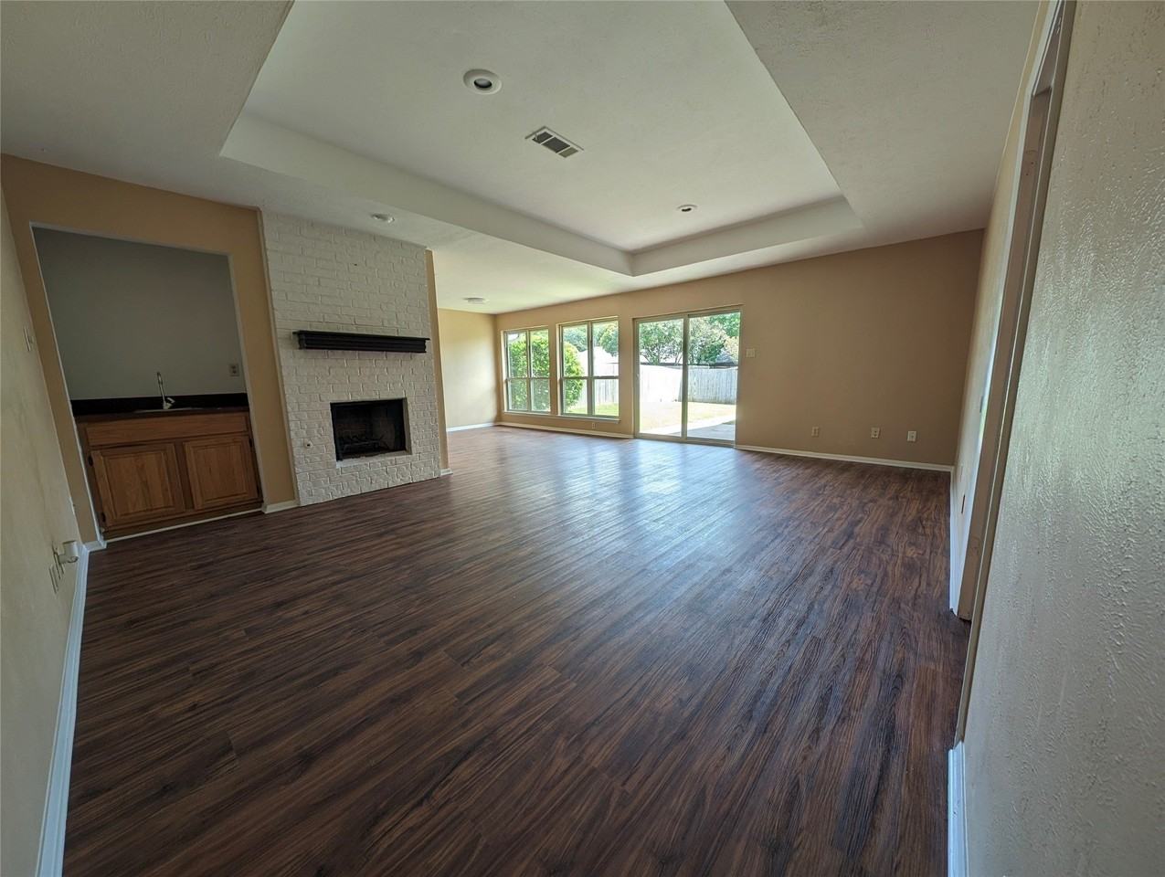 132 E Bethel School Rd - Photo 3 of 8