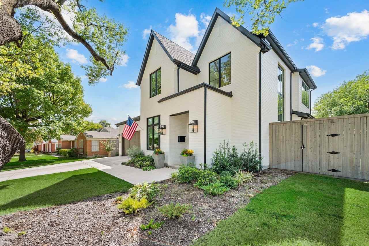 507 Coolair Dr - Photo 3 of 39
