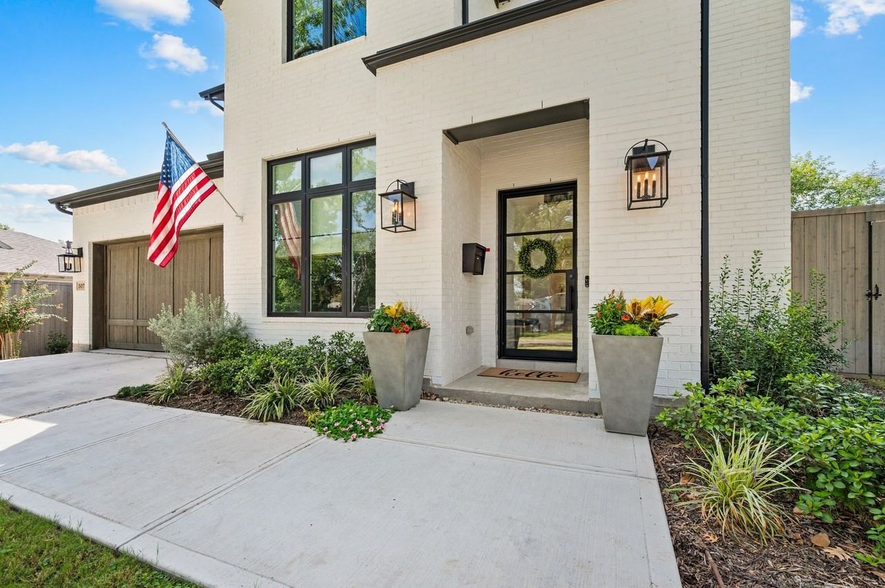 507 Coolair Dr - Photo 4 of 39