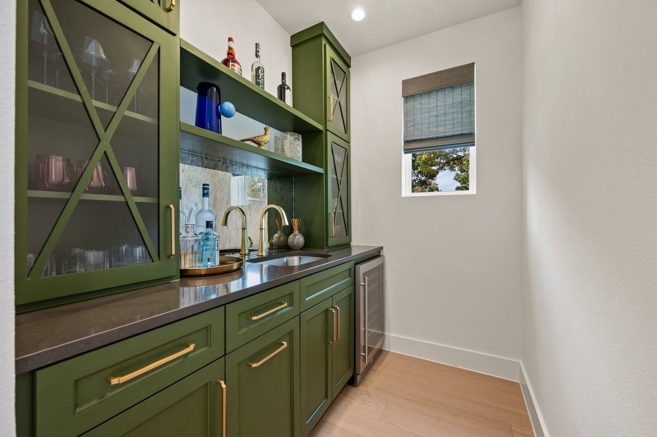 507 Coolair Dr - Photo 6 of 39