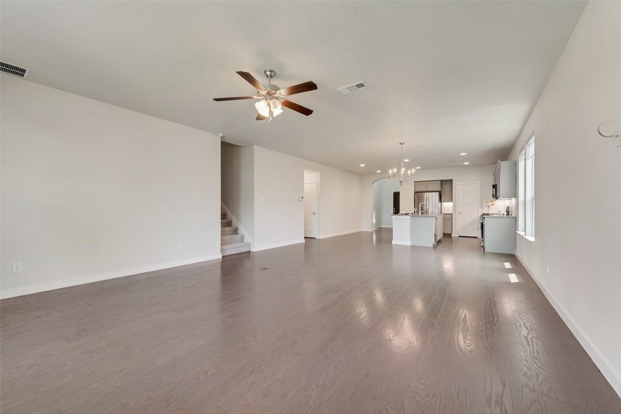 1617 Spoonbill Dr - Photo 5 of 29