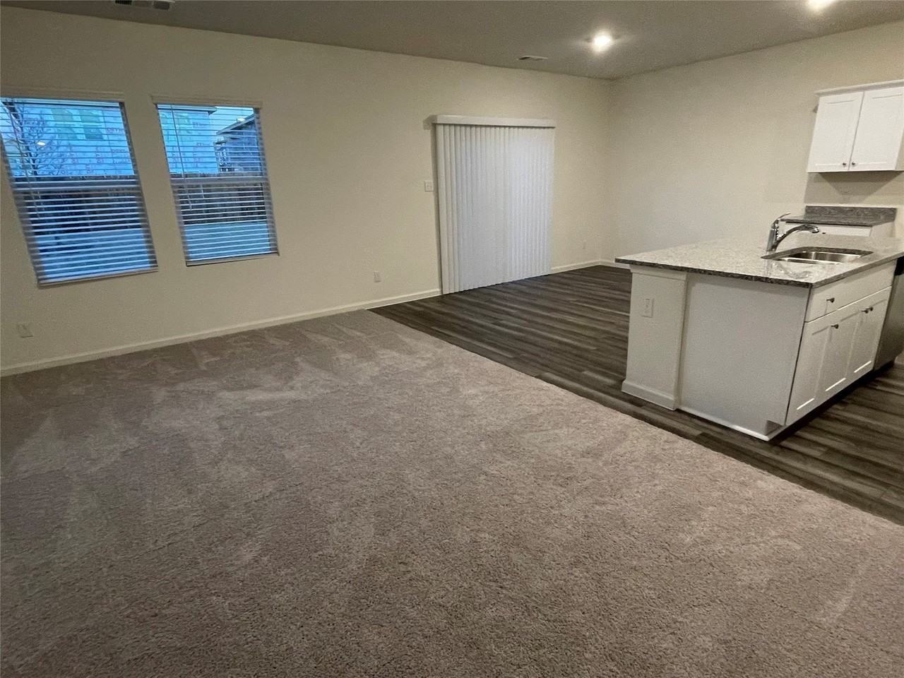1815 Chapel Hill Rd - Photo 3 of 20