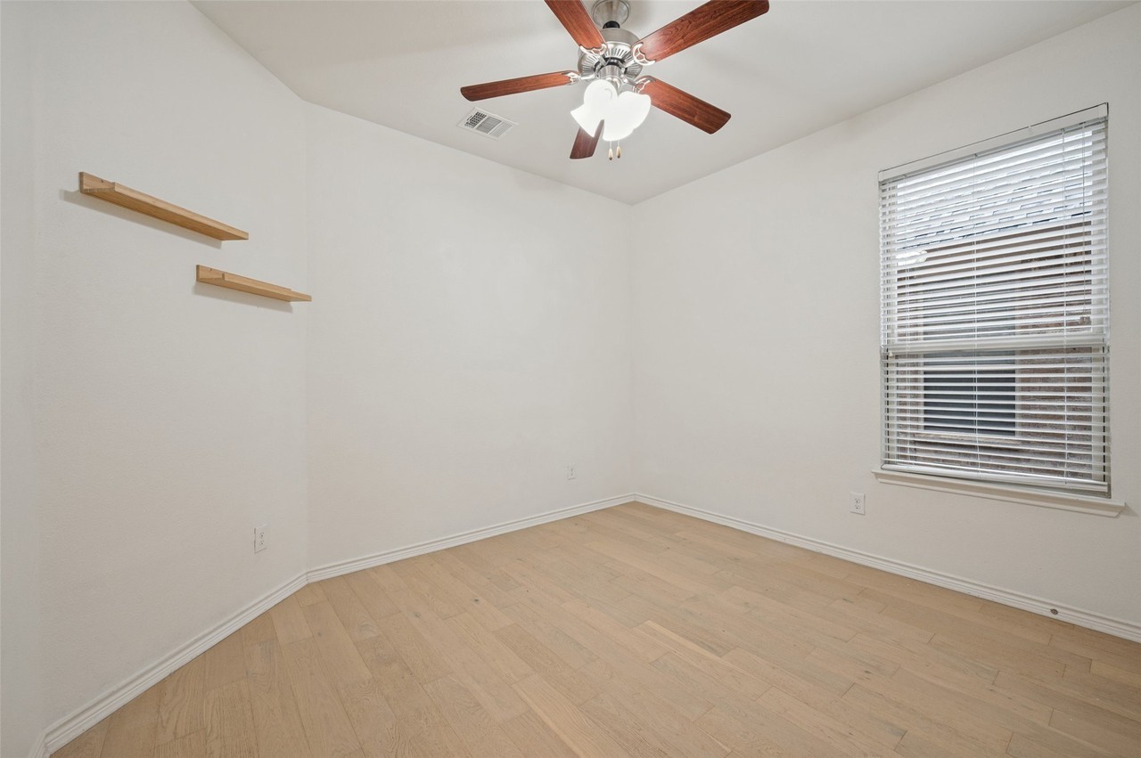 10020 Long Branch Dr - Photo 6 of 12