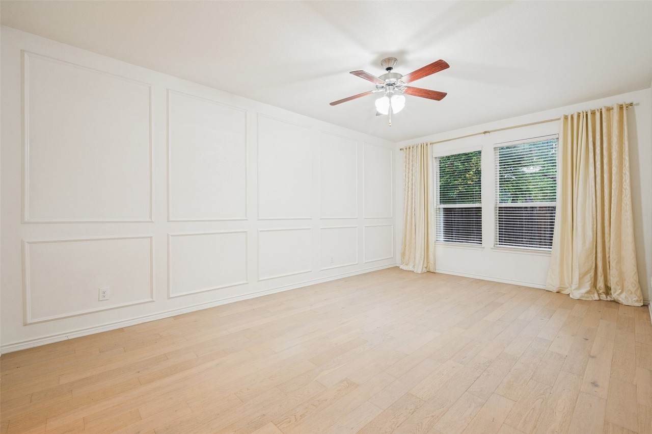 10020 Long Branch Dr - Photo 7 of 12