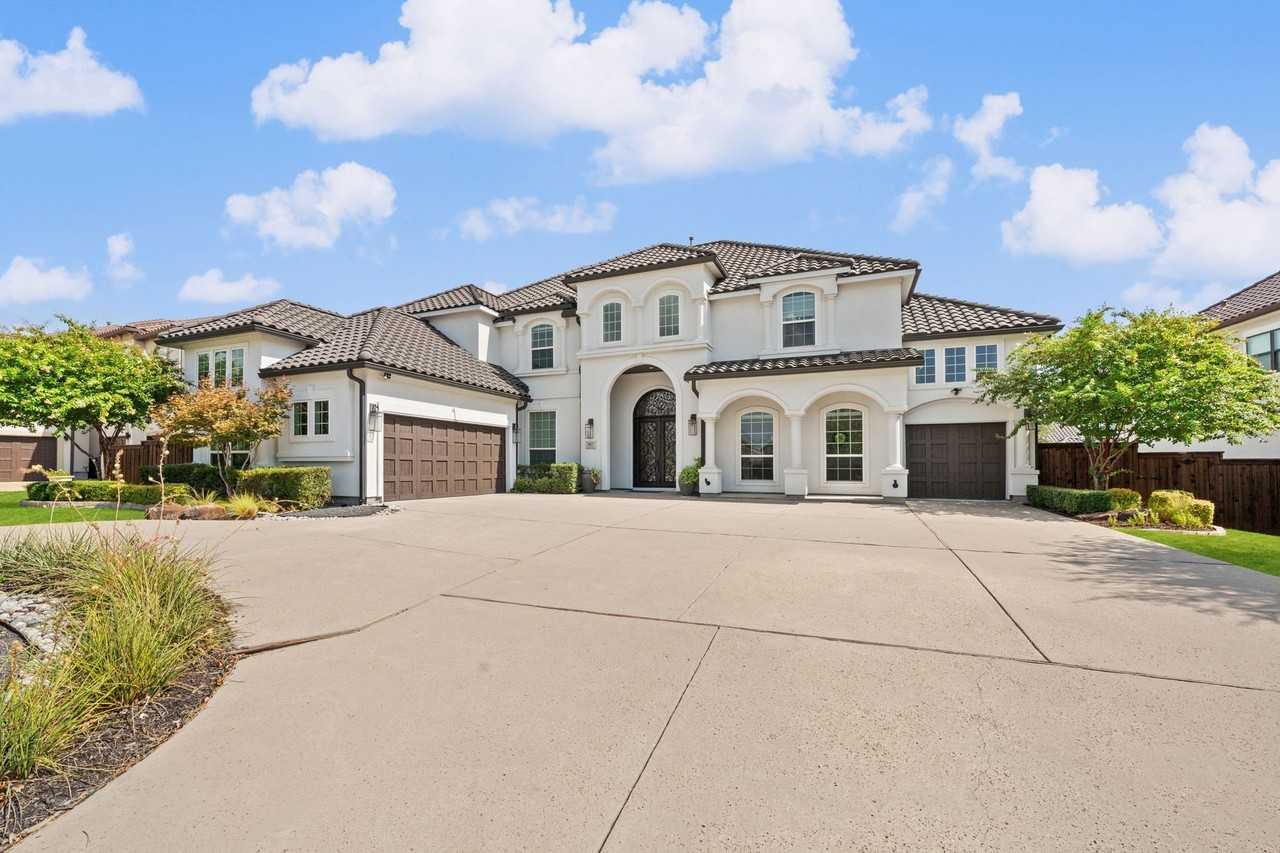 967 Cimarron Rd - Photo 4 of 34