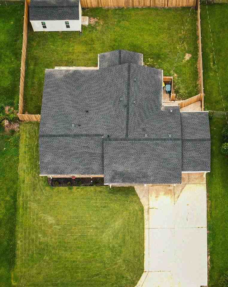 2114 Handley St - Photo 6 of 39