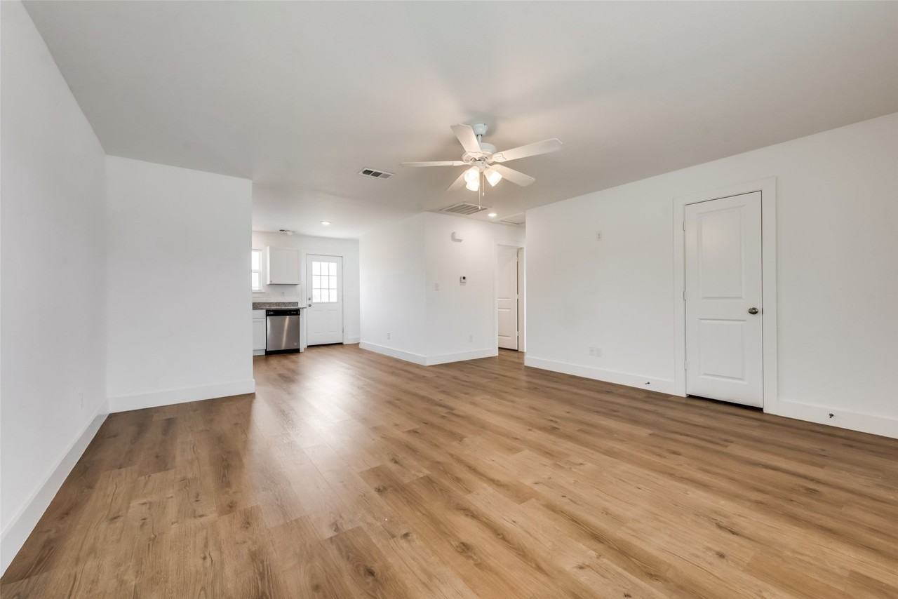 168 Private Road 4211 #100 - Photo 7 of 20