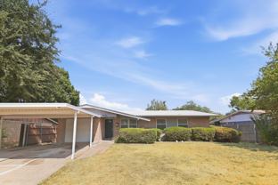2420 Bamboo St - Photo 1 of 1