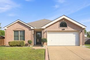 815 Breanna Way - Photo 1 of 1