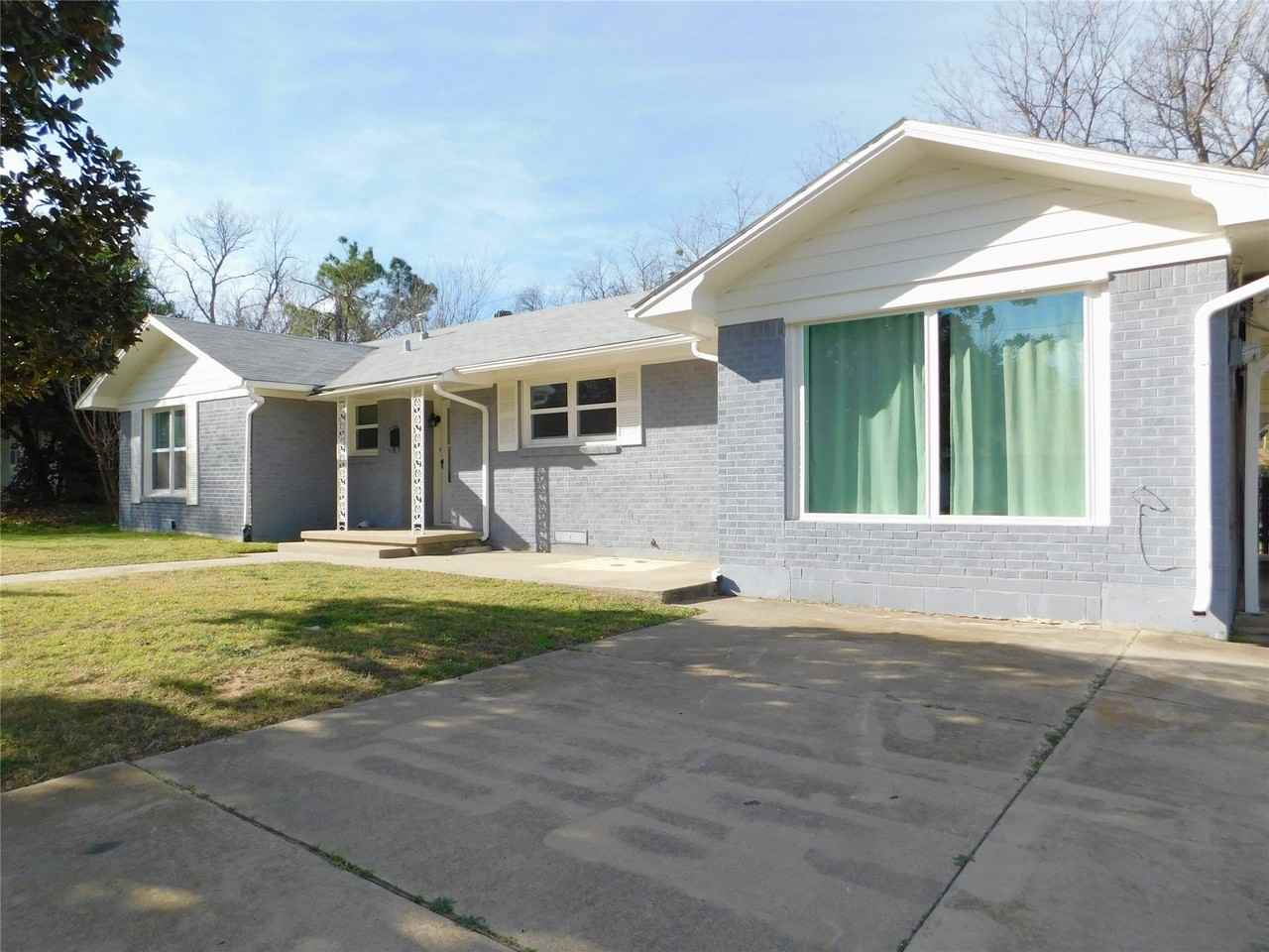 819 Thomas St - Photo 5 of 32